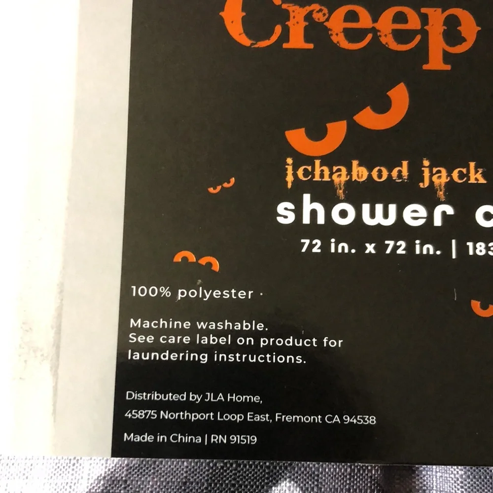 Bat and Jack O’Lanterns Spooky Halloween Shower Curtain -Gray